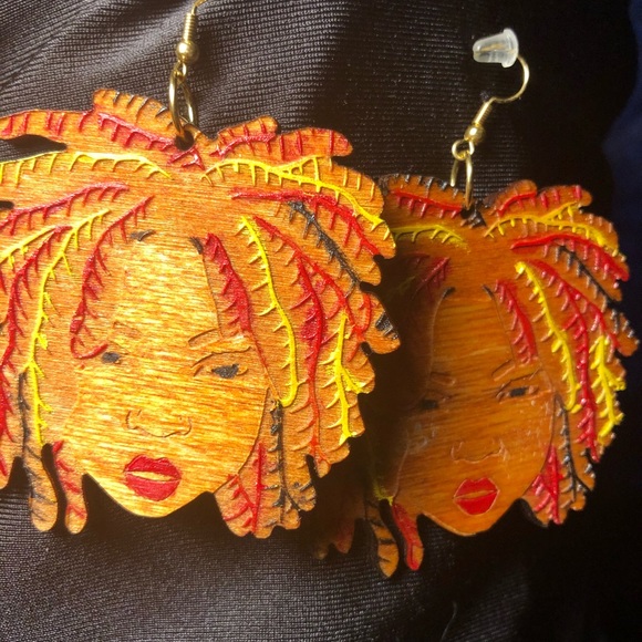 Homemade earrings - Picture 3 of 4